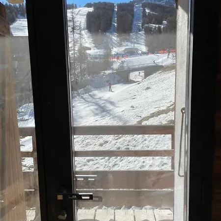 Appartamento Neuf Skis Aux Pieds *